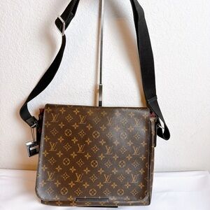 Louis Vuitton Brown Monogram Messenger Bag